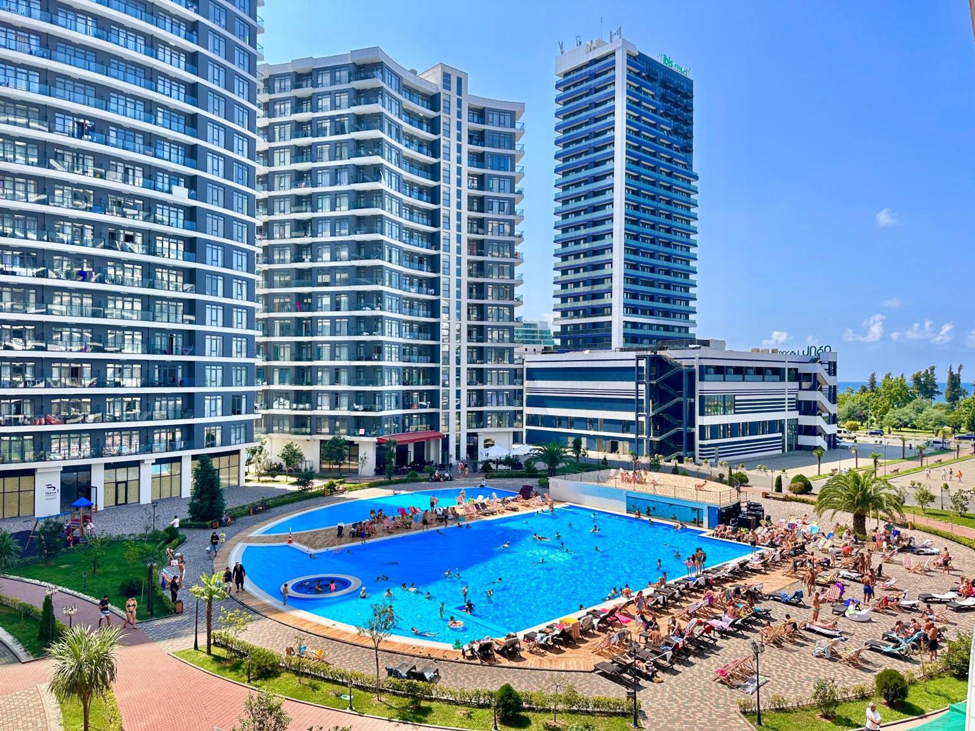 Batumi Boulevard Resort Екстер'єр фото