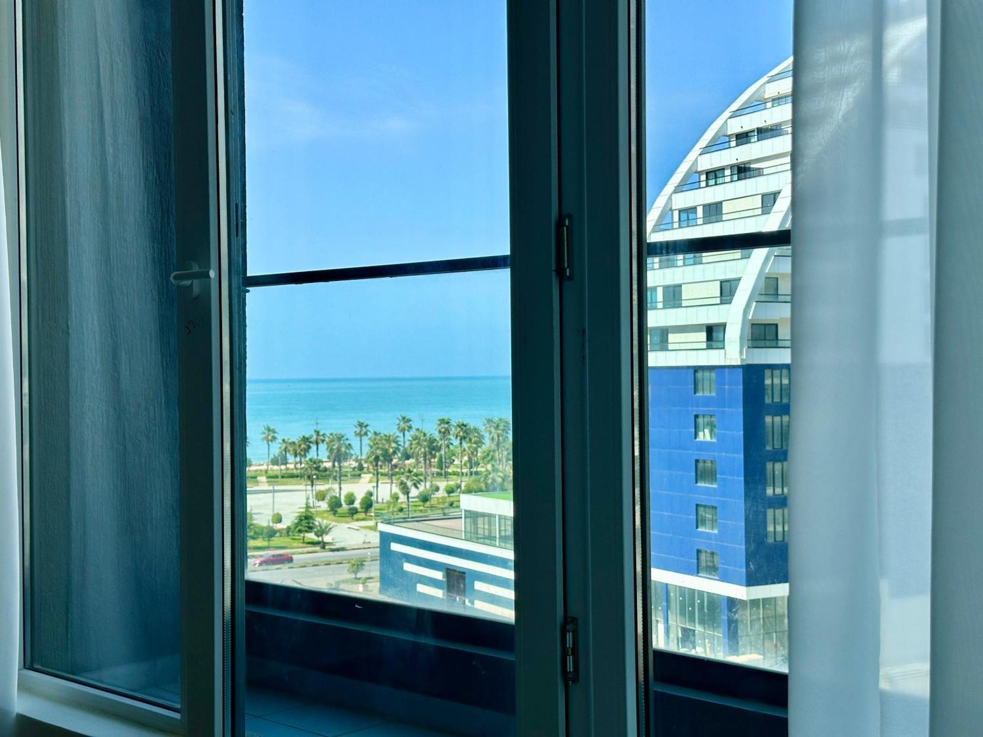 Batumi Boulevard Resort Екстер'єр фото