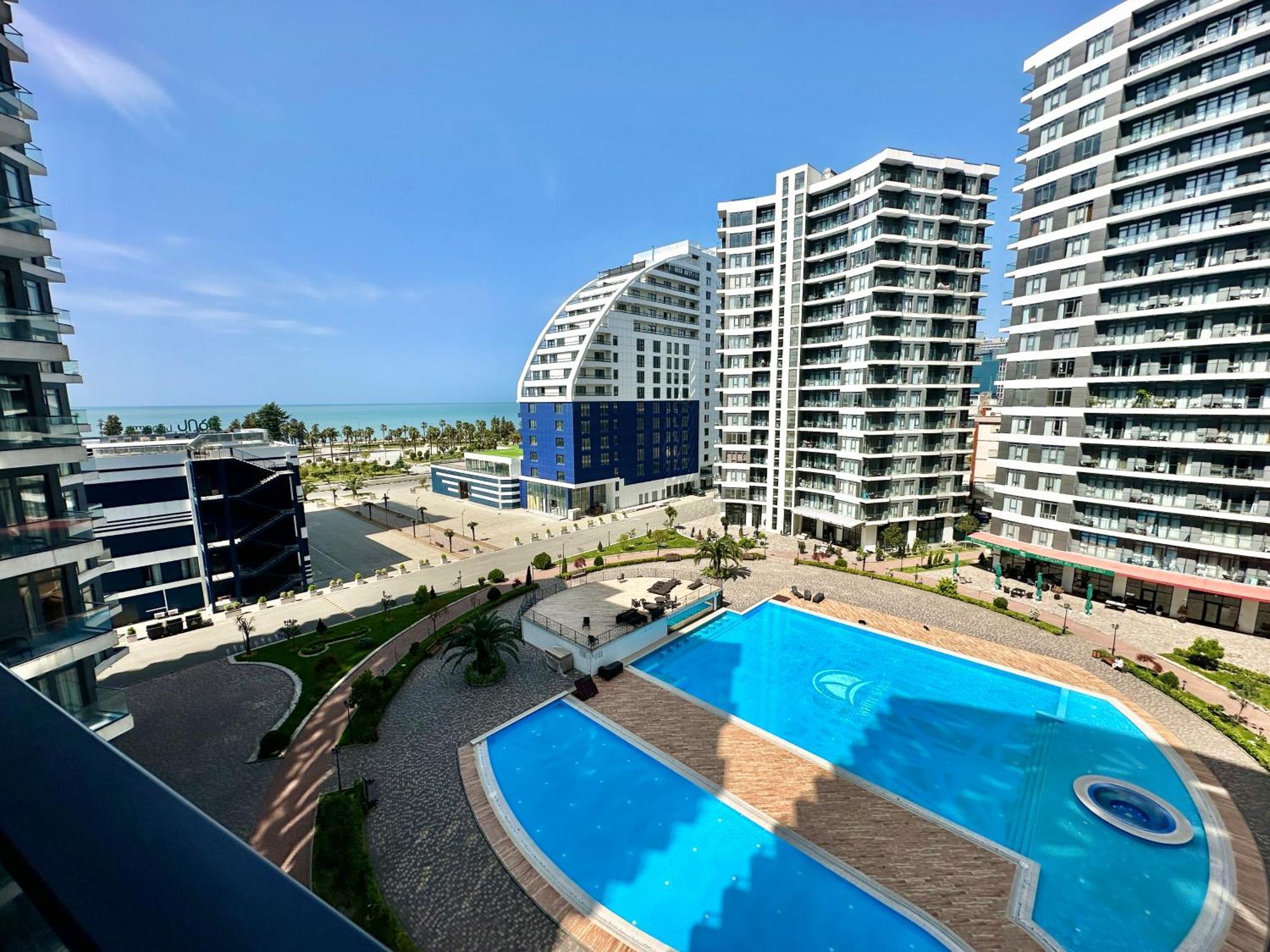 Batumi Boulevard Resort Екстер'єр фото