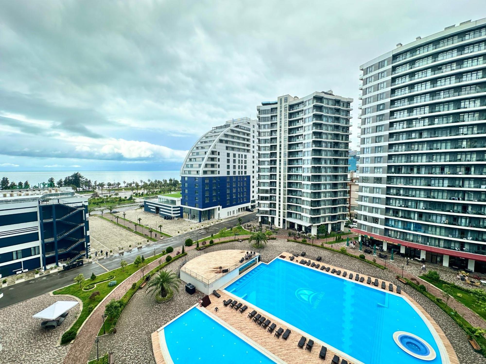 Batumi Boulevard Resort Екстер'єр фото