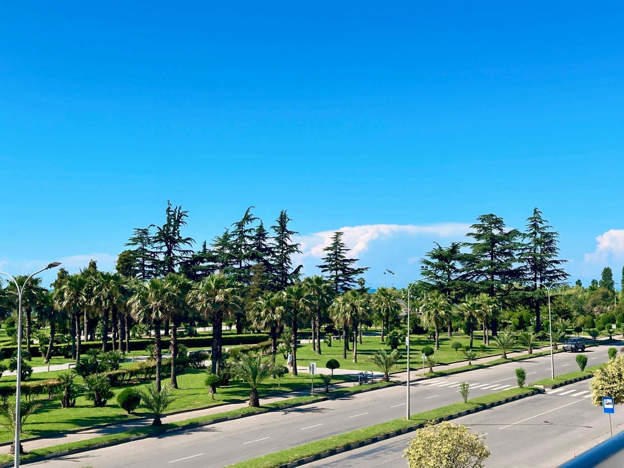 Batumi Boulevard Resort Екстер'єр фото
